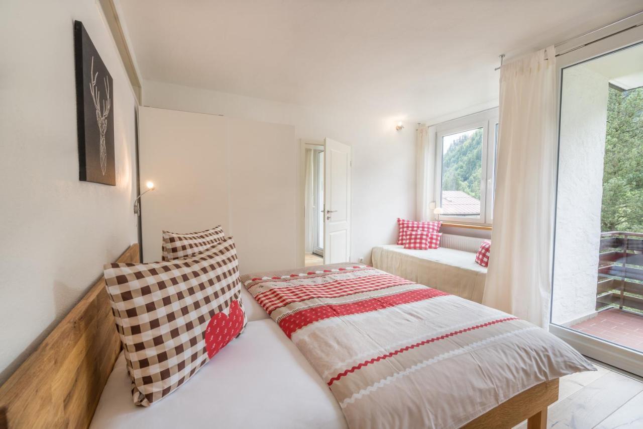 Ferienwohnung Wanderbar Оберстдорф Екстериор снимка